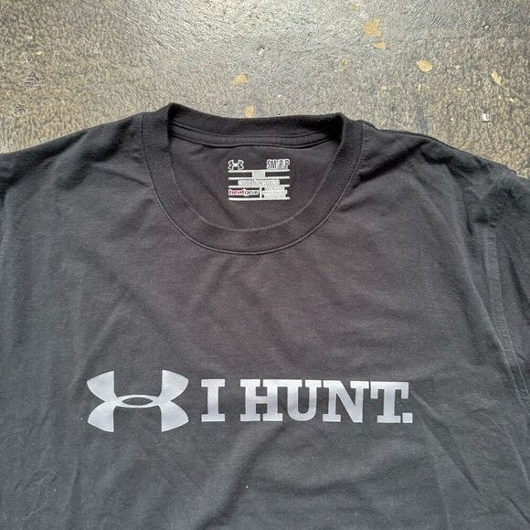 Under Armour “I Hunt” Short Sleeve T-Shirt Size Small Loose Fit Heatgear Casual - Picture 2 of 11